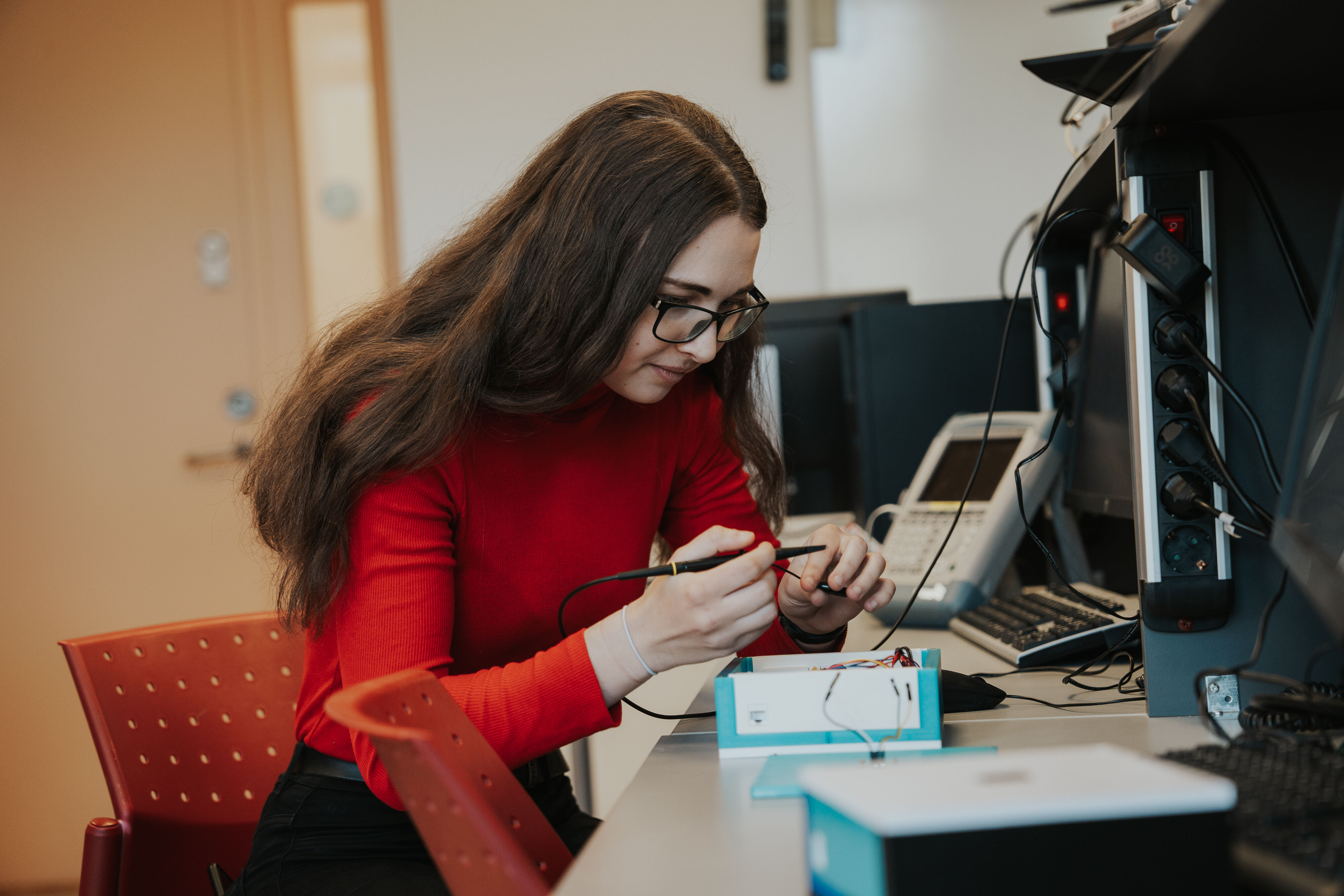 Picture of me testing the device. Picture by Johan Hallimäe.